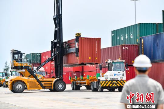 China's Hainan free trade port 